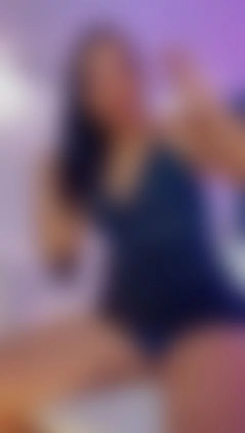 Ohh no you can see my color pantys.. upss!!! 🤪🤪 by emmapalacios