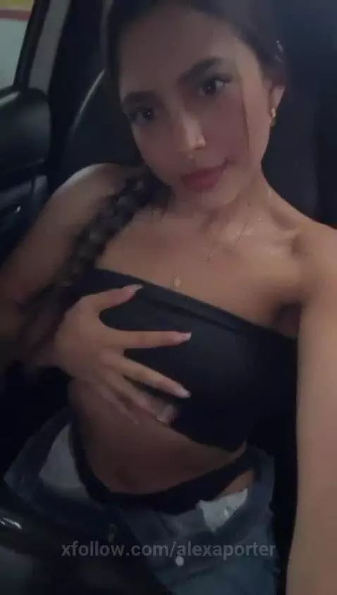 driving a little horny 👠💄 by alexaporter