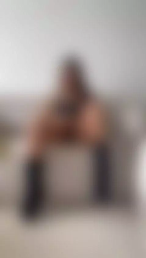 the softness of my hands is a caress for my skin 👠💋 by alexaporter