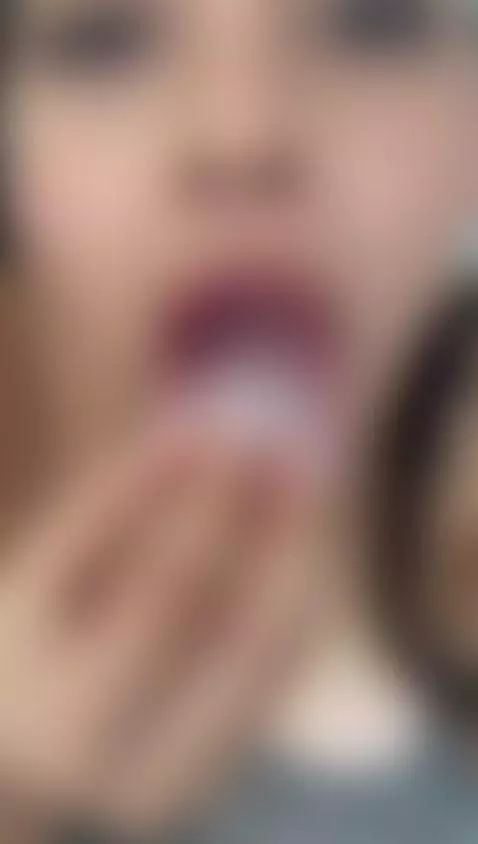 💋wet kisses🫧 by alexaporter