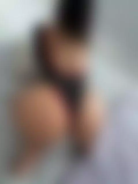 playing a little video games 🎮 by alexaporter