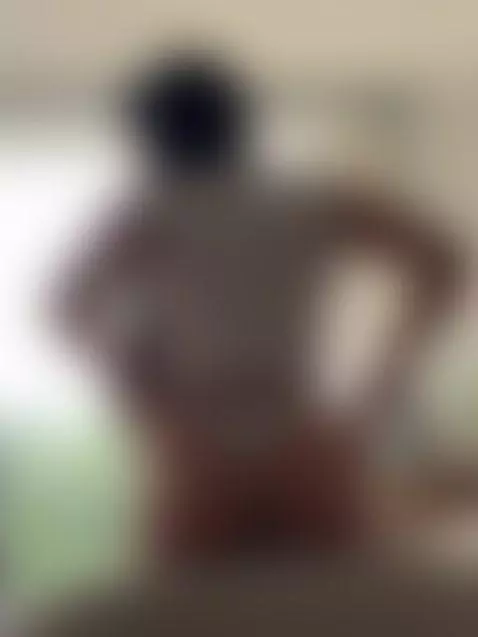 I love having my buttocks bitten by alexaporter