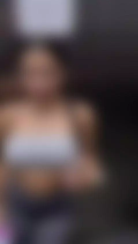 I really want to fuck in an elevator ... by alexaporter