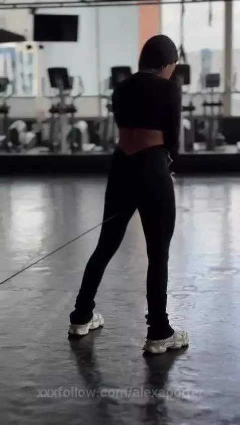 I love to work my butt well. by alexaporter