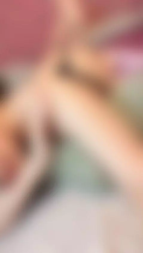 A daring girl by melany-hiller