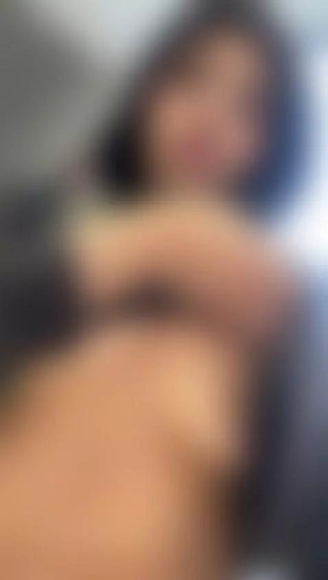 You like to see my tits in the gym by melany-hiller