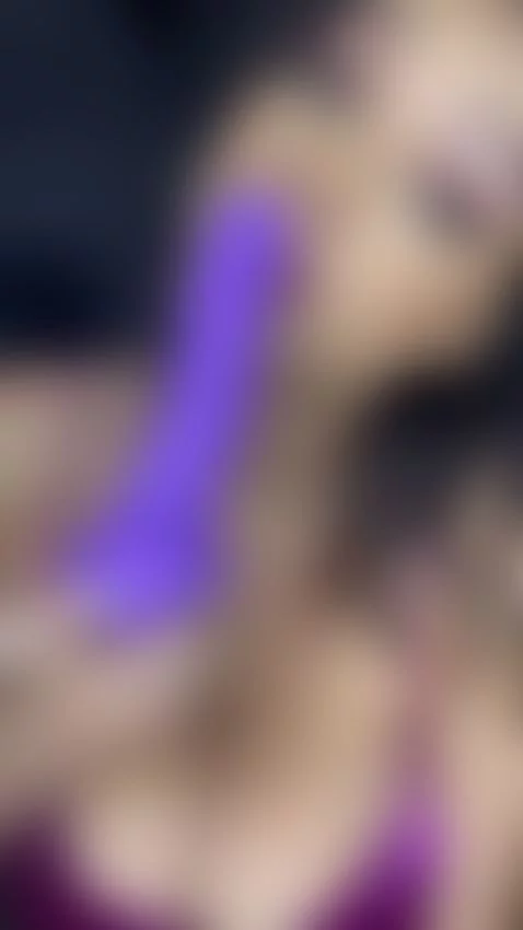 meet my fav dildo...   hes sooo nice to me   😈😈😈 by ashlynpeaks