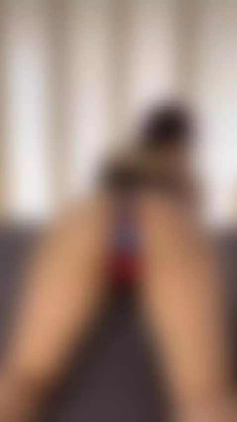 Imagine being that tiny and getting to see my huge ass 🤏🍑💦 by marianagomez7