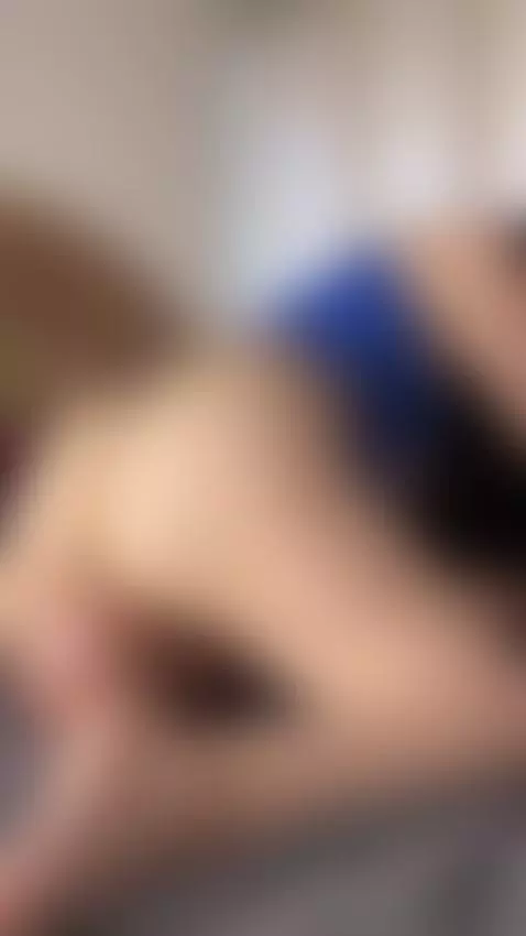 as always one of my good slaves worshiping my ass🍑🤤😋 by marianagomez7