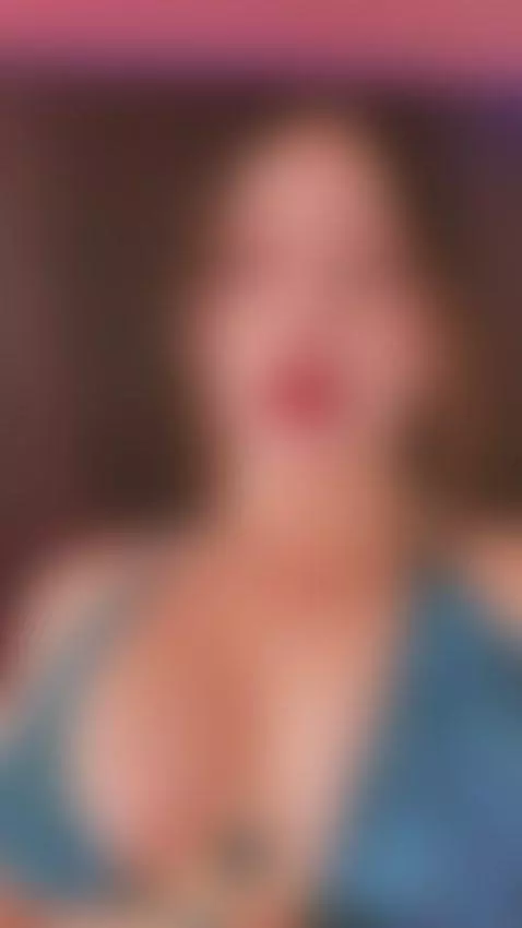 Follow mi IG @cielciel222 by cielamelie