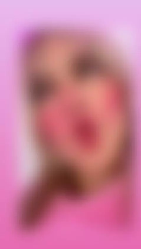 Kisses for all ! I'm online now guys 😈 by antonellafox3