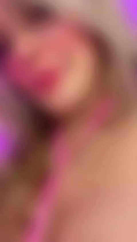 Your  barbie  gril is here ! by antonellafox3