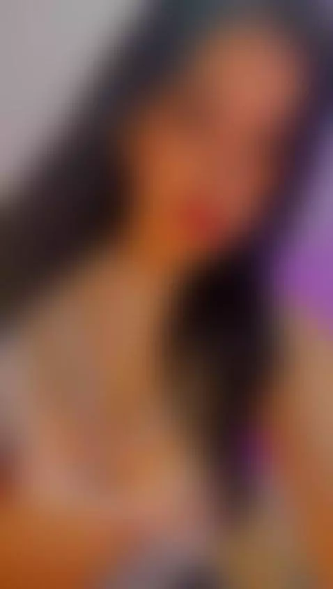 LATIN BEAUTY WANTS TO BE YOURS 👌 by emmafernandez