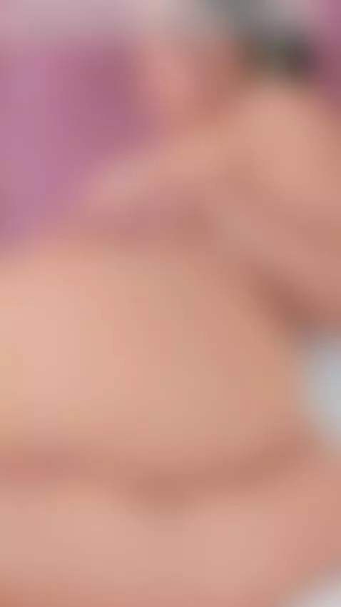 Hot girl here! by ahincale