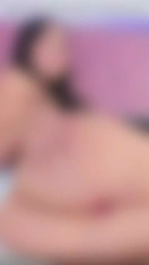 Hot girl here!! by ahincale