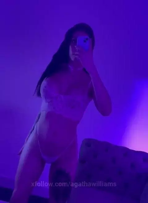 😈What are you waiting for to see it all? by agathawilliams