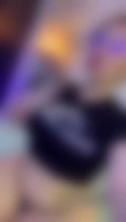 I'm live streaming in my room! say hi 💋 by hotpawgmilf