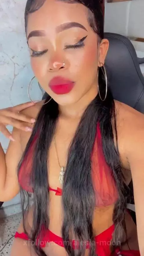 Ammy  on line 🫠❤️ by alesia-moon