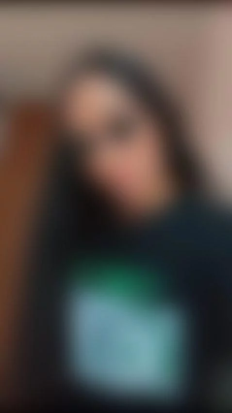 HAPPY FRIDAY! IM ONLINE GUYS by annawod