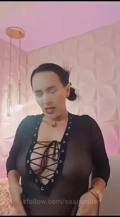 Do you want my kisses and something else baby? 🔥🥰 by saaramils