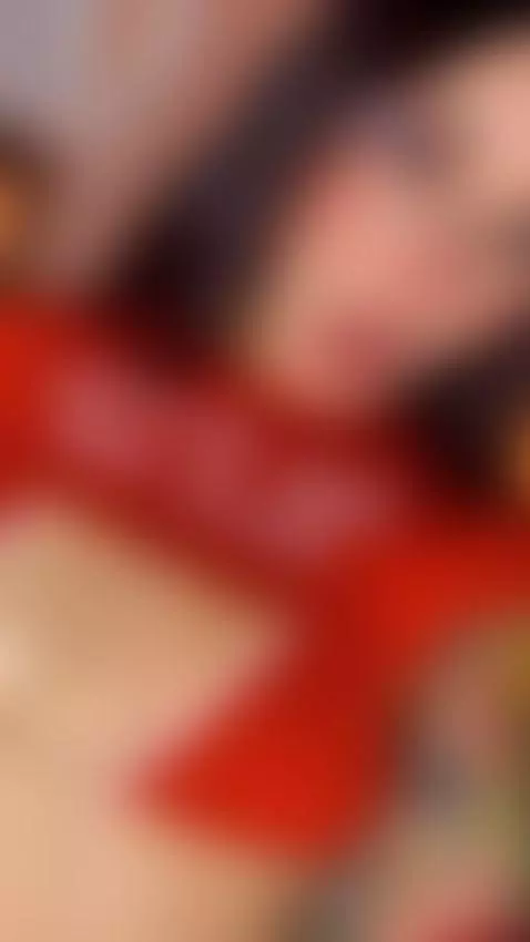 amazing woman online! by bombshellll