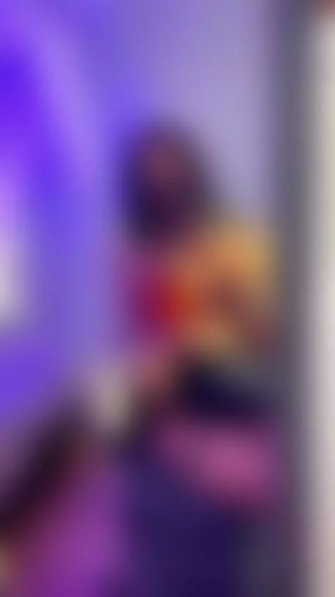 Onlineee now ♥ come on bby, playing with my panties ♥ by bombshellll