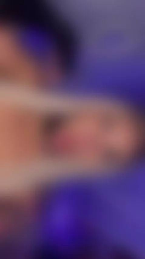 My naughty tongue needs to feel a cock right now by bombshellll