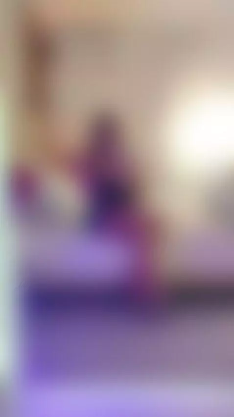 Sexy milf by shantalmilf