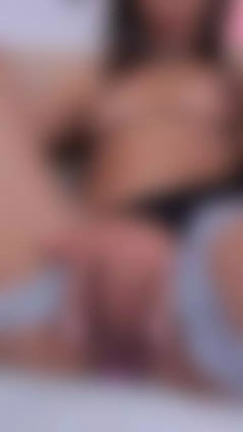 RUBBING CLIT, WET PUSSY by oriana3