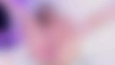 I'm online guys 🥵 by sellenaross