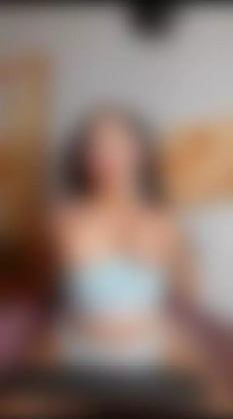 Want to cum on my bigtits? by carolinetorres