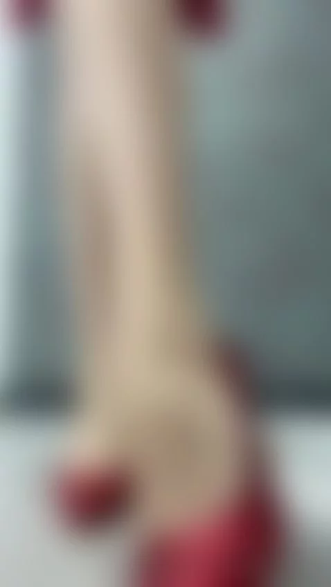 Feet and heels by fly-fairy