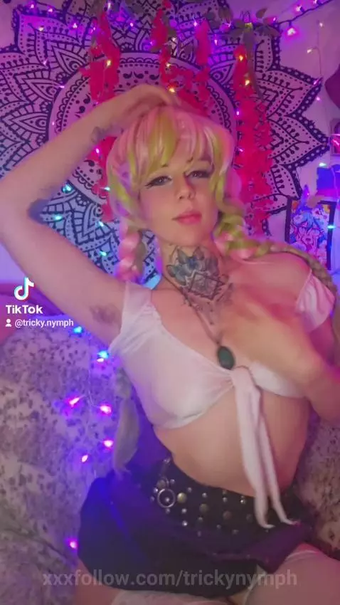 oops you can see my panties /.\


#mitsuri #cosplay #tiktok ... by trickynymph