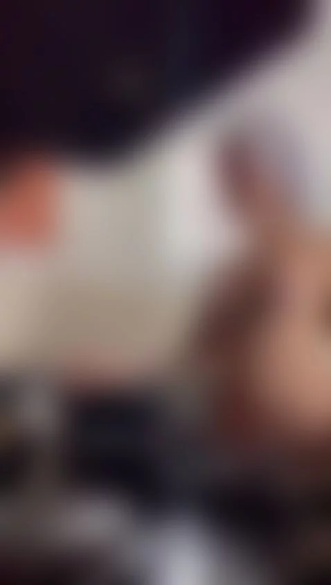 Hey good morning, your breakfast is ready, where do you want... by leathompson1