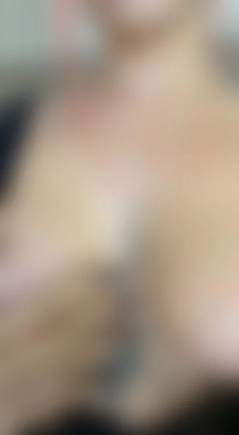 Feel me 💋💗🍒 by leathompson1