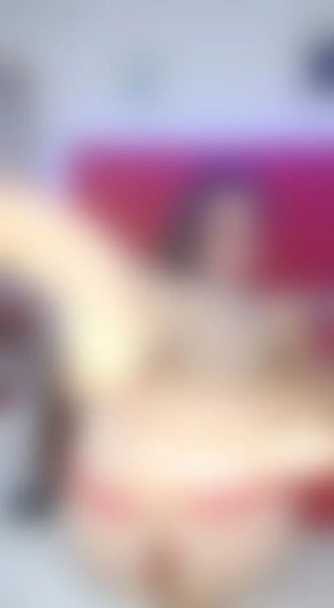 im live in https://www.camsoda.com/lucia-milf by lucia-milf