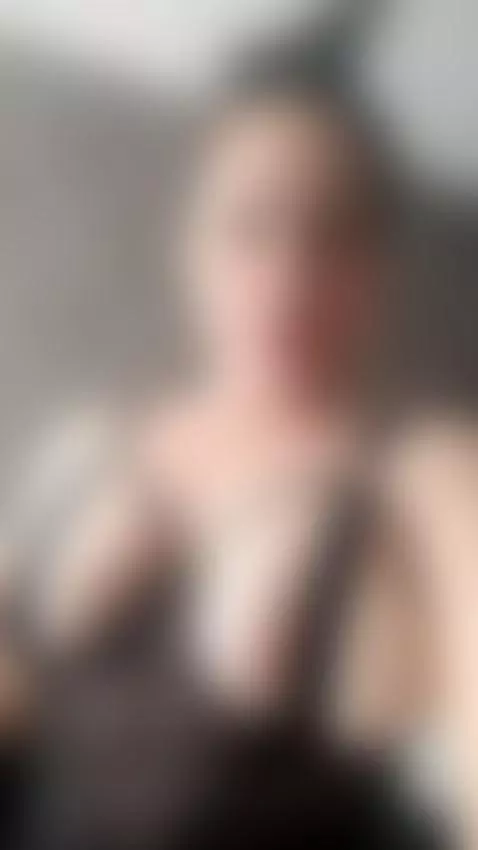 weekend with your milf by lucia-milf