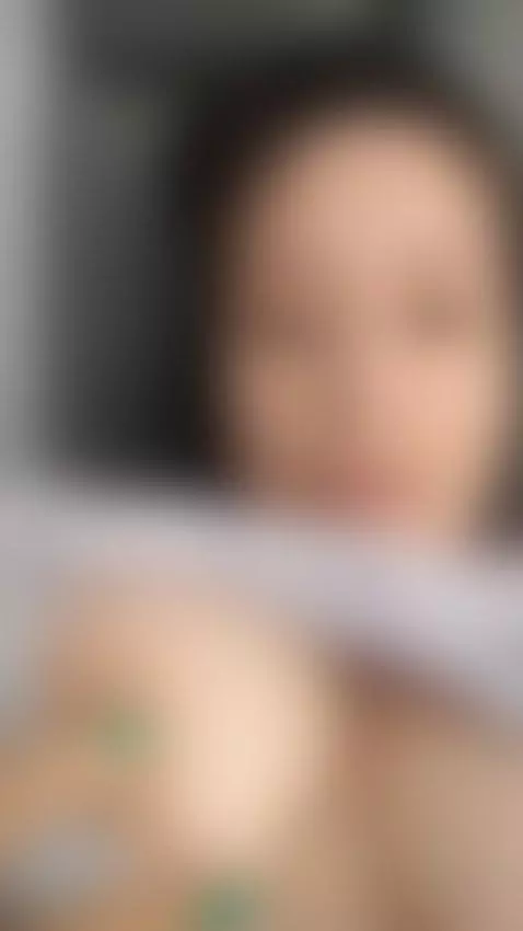 Hello, come and accompany me🍆💋👀 by lucia-milf