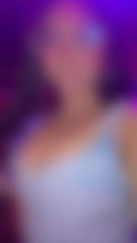 Are you ready to get drunk with my Squirt? IG: MISSLUUCY by luucyjoness