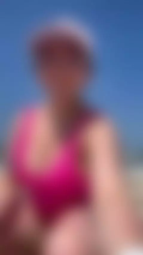 my favorite fuck was on the beach IG: MISSLUUCY by luucyjoness