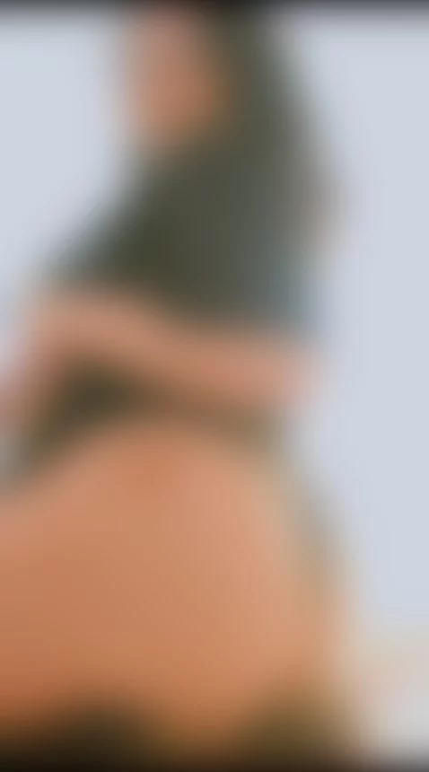 Are you craving this delicious peach? come and eat it😏 by luucyjoness