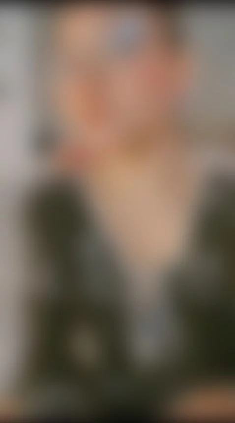 I'm bored and it's cold here come and help me distract mysel... by luucyjoness