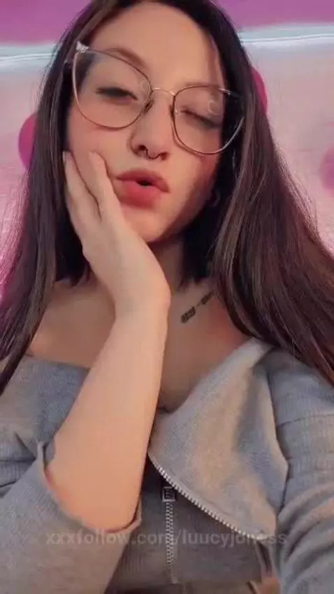 You want to play with me? by luucyjoness