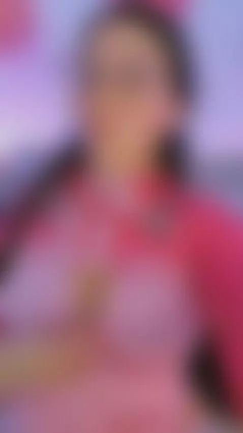 would you like to see these delicious tits by luucyjoness