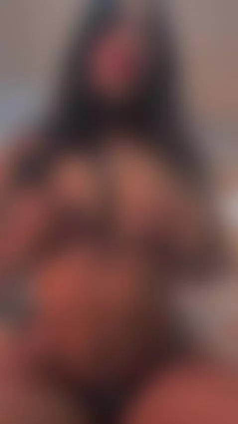 Any plans for the weekend? come join me plan on something! 🤤... by loandrawet