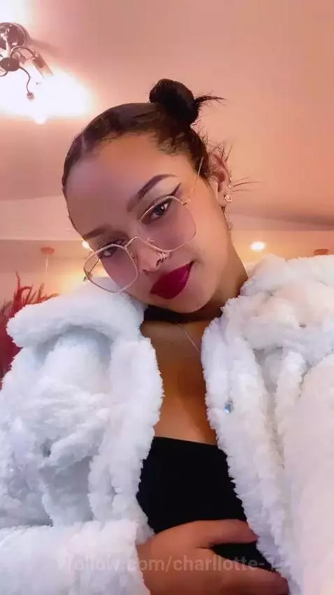 Hello🖤 by charllotte-1