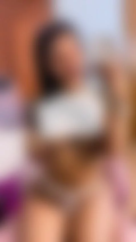 Hello❤️ by charllotte-1