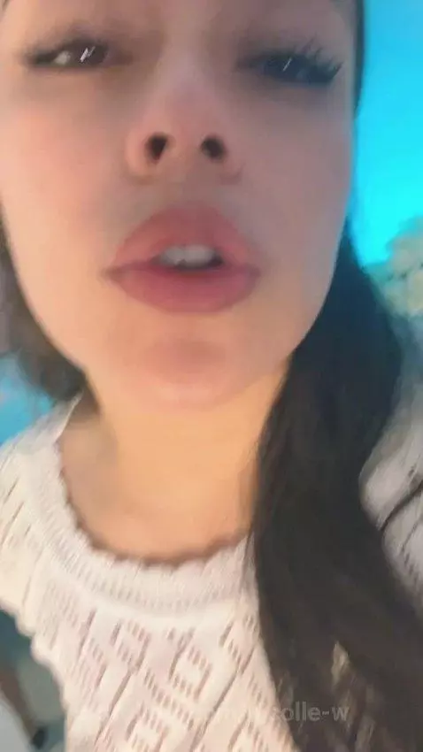 🩷🩷 by nicolle-w