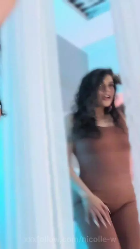 Dance with me by nicolle-w