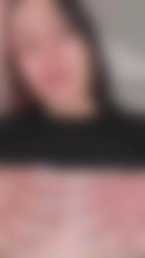 Do you want to see more of me? by nicolle-w